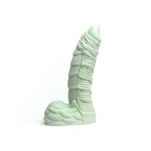 Willie Liquid Silicone Dildo Medium - Image 6